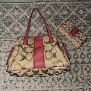 used coach purse with matching wallet